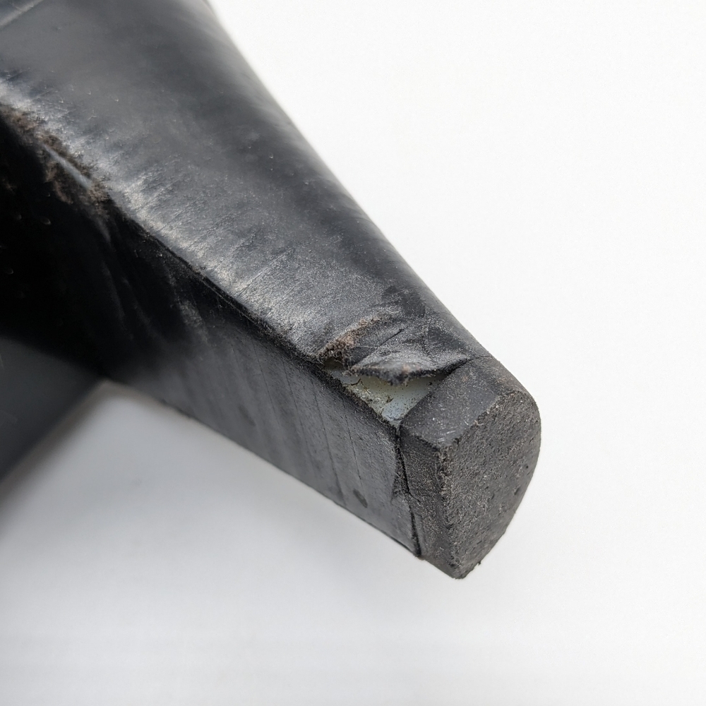 Stuart Weitzman Black Snakeskin Pattern Mule Slip… - image 6